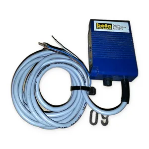 Balluff V6BN-10 Photoelectric Amplifier Sensor – actual item, photo 1 of 2