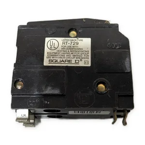 Square D RT-729 Circuit Breaker – actual item, photo 1 of 5
