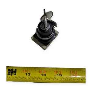 Fuji Electric AH25-J2B Pushbutton