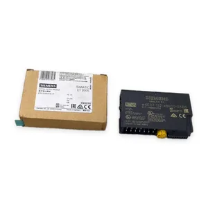 Siemens 132-4BF00-0ABO ET 8 DO Output Module – actual item, photo 1 of 4