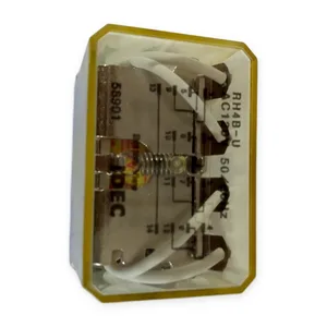 IDEC RH4B-U Plug-In Power Relay