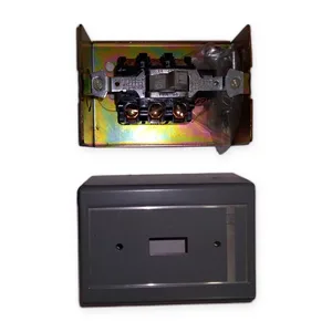 Square D 9991 KE1 Enclosure with 2550 KO Switch