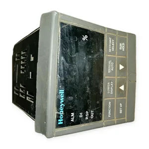 Honeywell DC300C-0-0A0-30-0F00-0 Process Controller