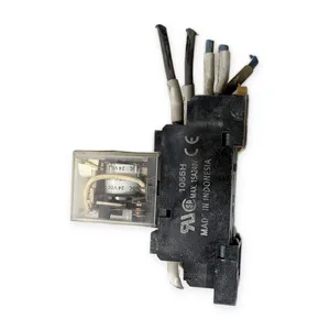 ICE 2/ORDER Cube Relay with Socket Base