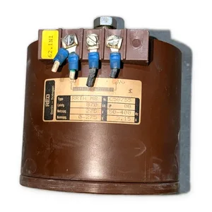 RED RRTW M8 50-400HZ 3.15A 0-275V 870VA Transformer by REO ELEKTRONIK VARIAC