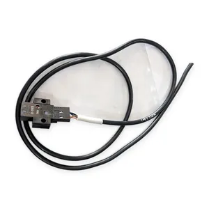 Omron E2K-L13MC1 Liquid Level Sensor – actual item, photo 1 of 5
