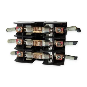 Industrial 3-Pole Fuse Block Holder Disconnect Cartridge Fuse Panel Mount OEM