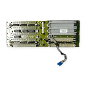 Tektronix C73249-A45-B50-2 006-121 Backplane Industrial PCB