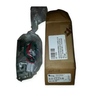 Versa CSG-3321-316-LA-L14-XX-D024 Solenoid Valve