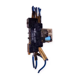 Omron G2R-2-SND 14Z5C with Socket