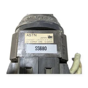IDEC SS680 1.3 Nm DIN Rail Screw Connector