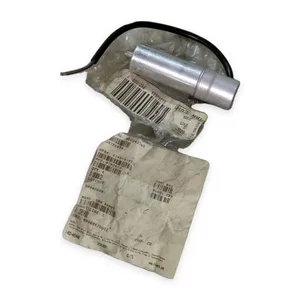 Ebm-papst 1-800-4NENRK 2165-4-7320 Motor Run Capacitor – actual item, photo 1 of 4