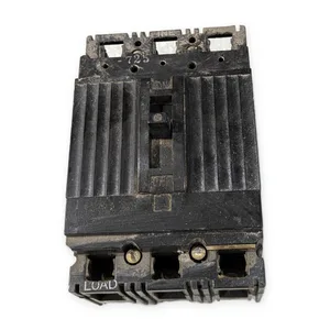 General Electric TEF136015 Circuit Breaker
