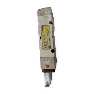 SMC VQ4101-5 Solenoid Valve – actual item, photo 1 of 3