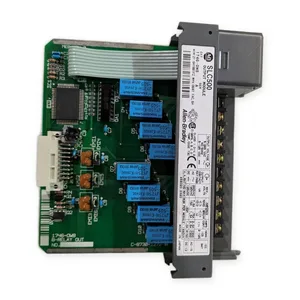 Allen-Bradley 1746-0W8 SLC500 Output Module