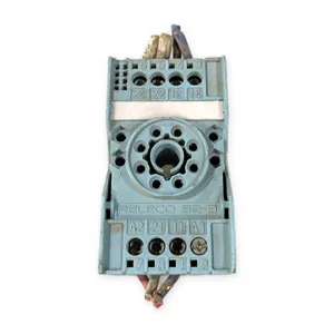 Releco S2-B Relay Socket Base – actual item, photo 1 of 3