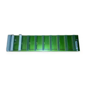 Siemens 6ES5 700-1LA11 Mounting Rack 8 Slot PLC