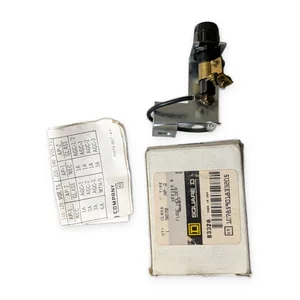 Square D 83320 Fuse Holder – actual item, photo 1 of 8